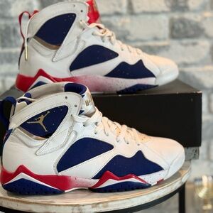 Nike Air Jordan 7 Retro Tinker Alternate Size 9.5 304775-123 Basketball Sneakers